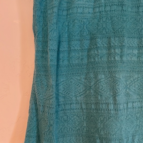 TRIBAL TANK TOP - Picture 2 of 4